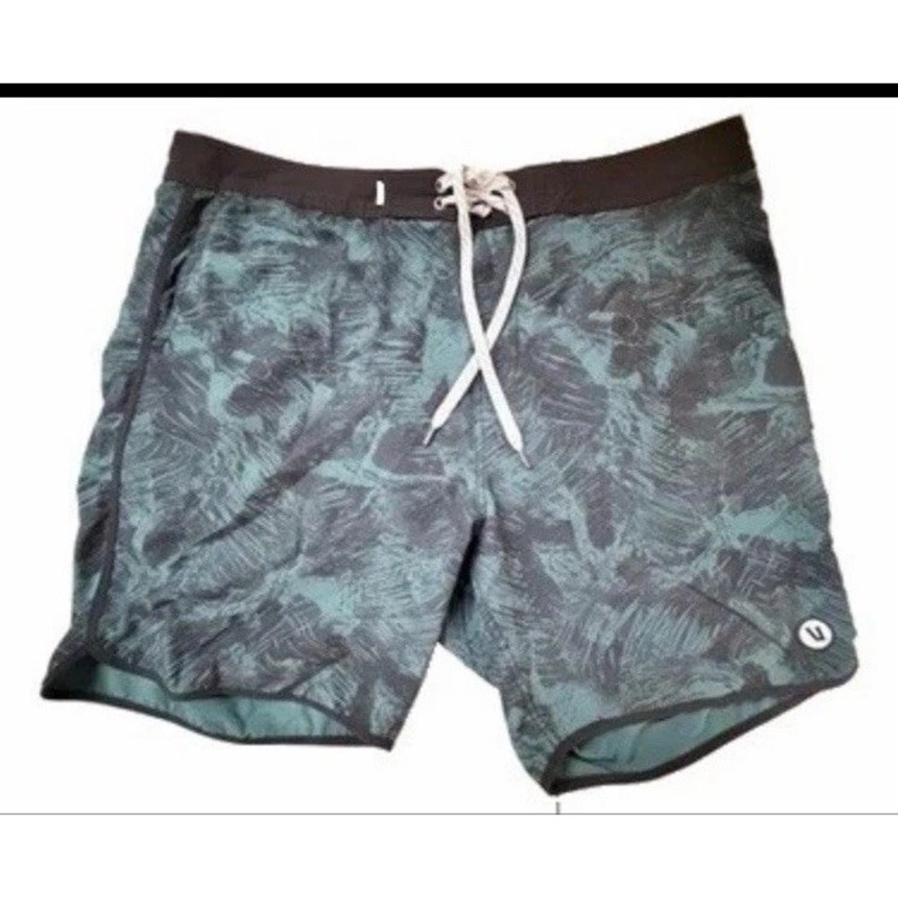 Vuori Mens 38 Boardshorts Green  Tropical Print Drawstring Swim Surf Shorts